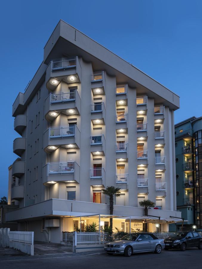 Solemare Hotel E Residence Misano Adriatico Exterior photo