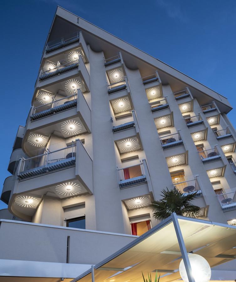 Solemare Hotel E Residence Misano Adriatico Exterior photo