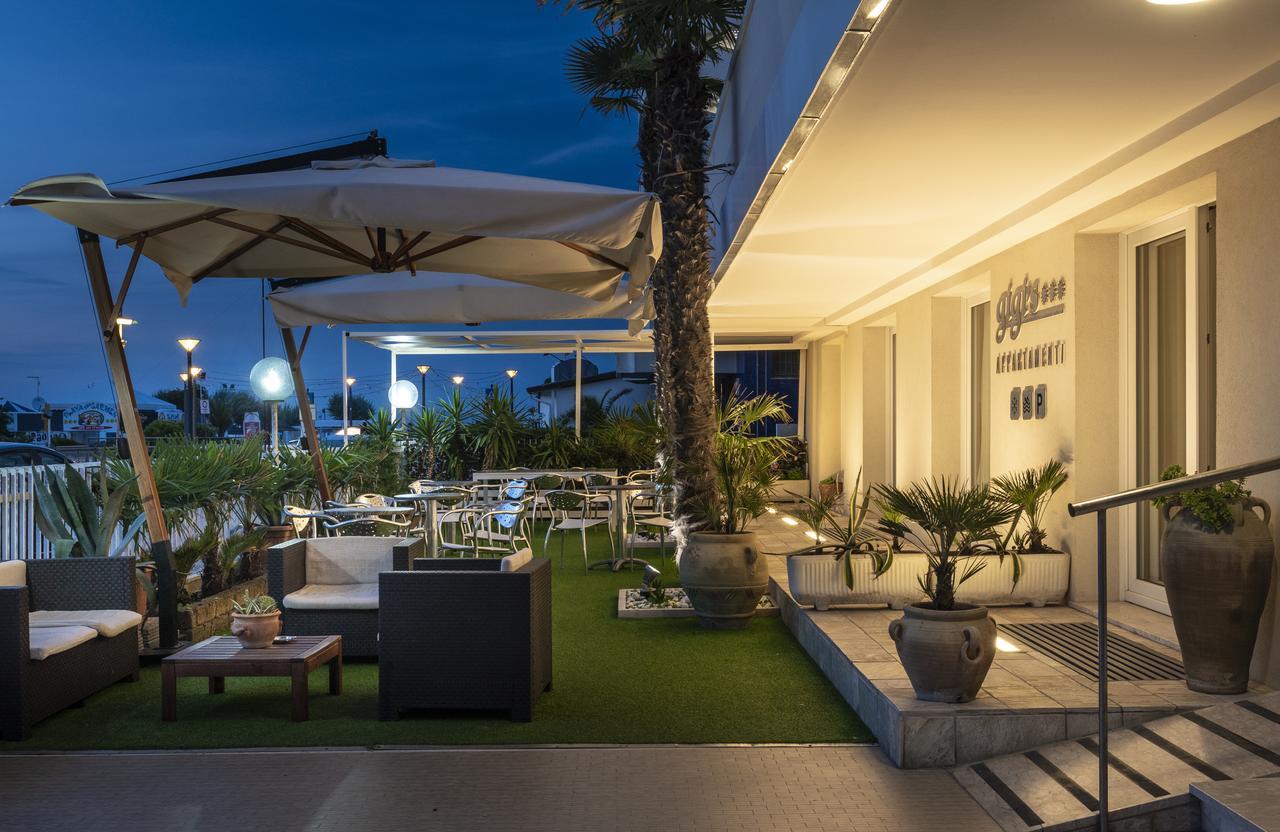 Solemare Hotel E Residence Misano Adriatico Exterior photo
